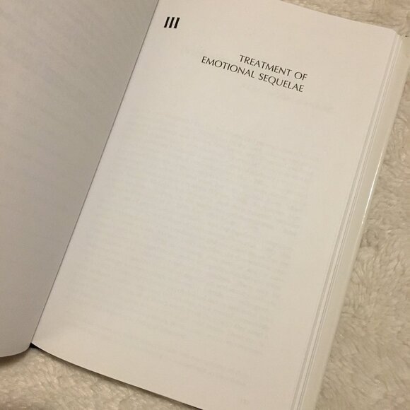 'Neuropsychological Management of Mild Traumatic Brain Injury' Hardcover - Picture 5 of 5